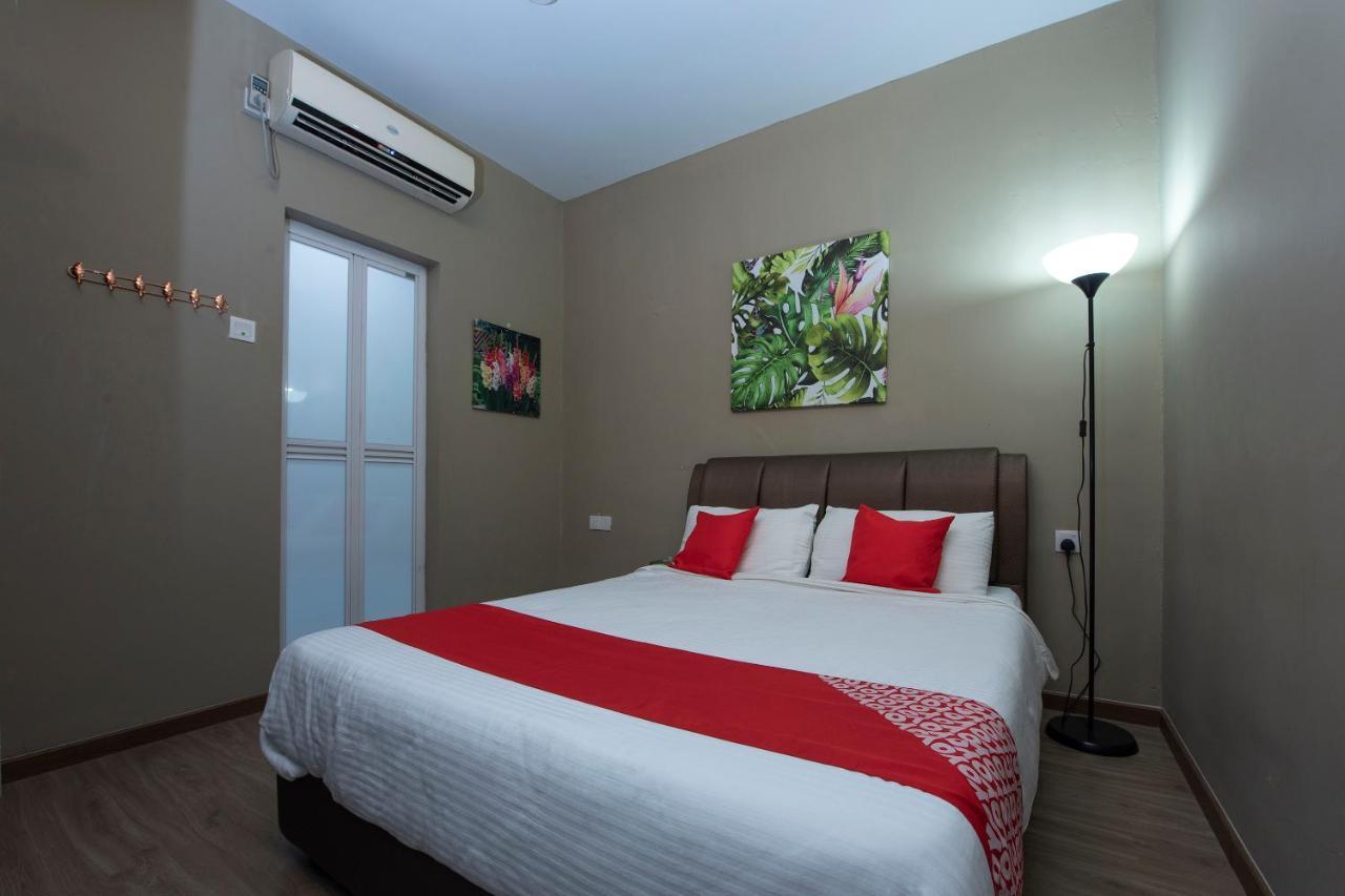 Oyo 90231 Hotel By The Park Plt Johor Bahru Eksteriør bilde