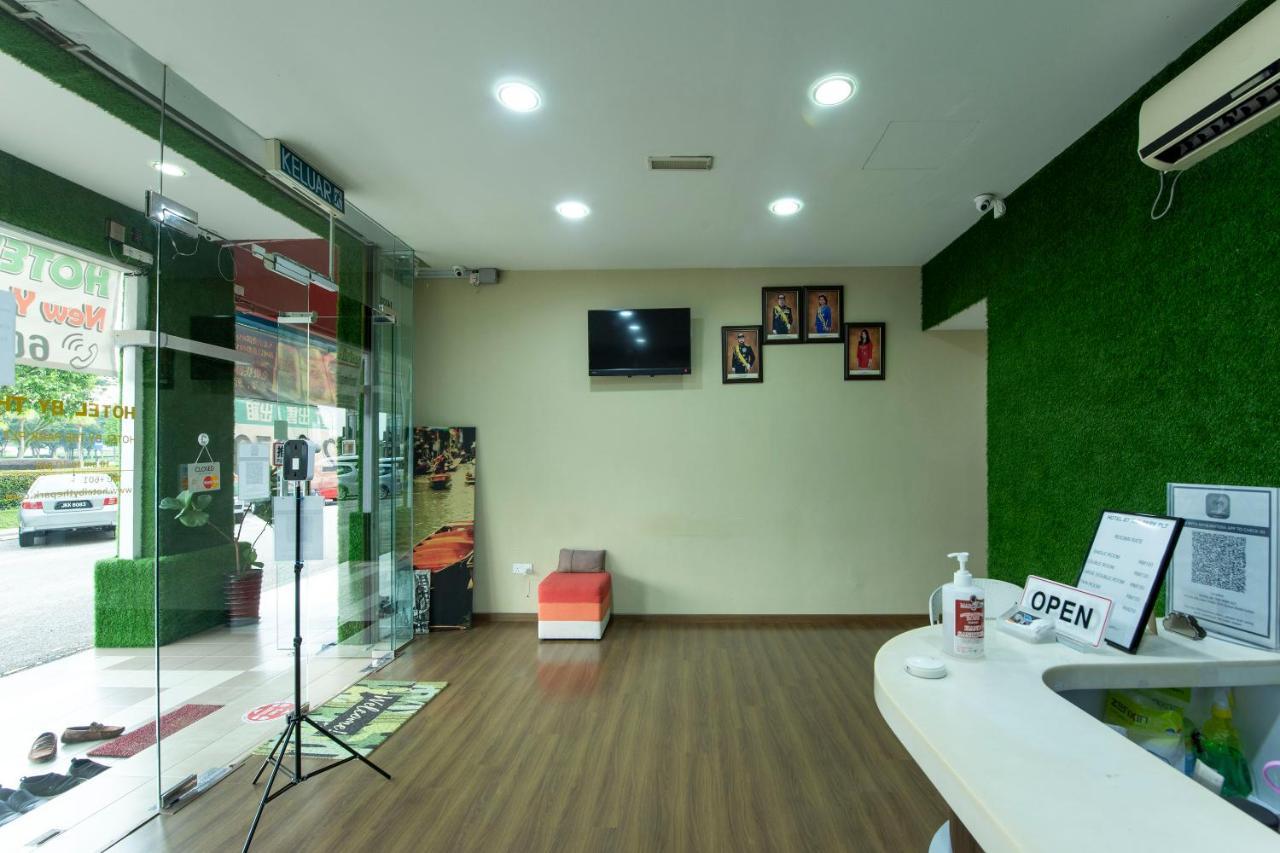 Oyo 90231 Hotel By The Park Plt Johor Bahru Eksteriør bilde