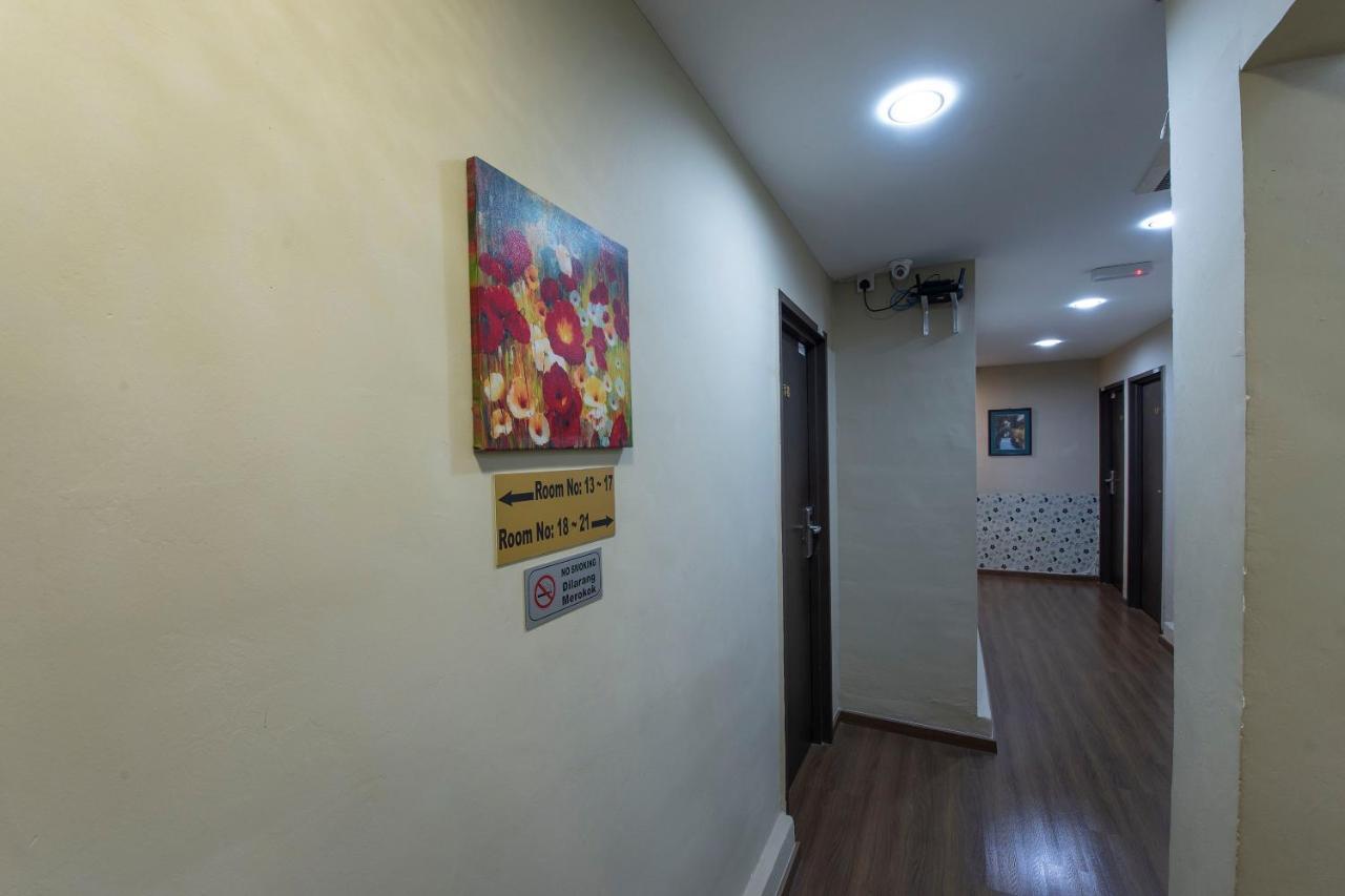 Oyo 90231 Hotel By The Park Plt Johor Bahru Eksteriør bilde
