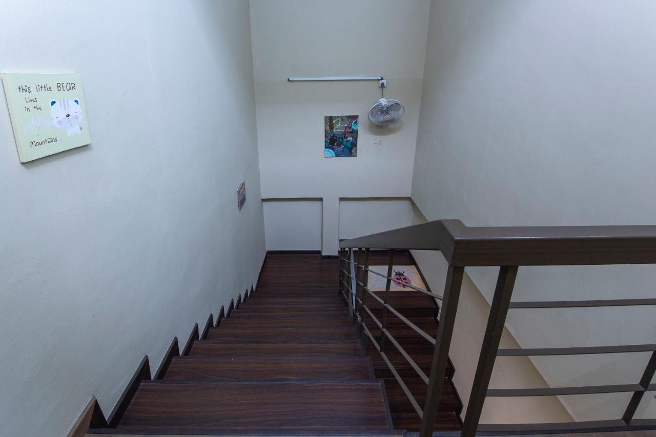 Oyo 90231 Hotel By The Park Plt Johor Bahru Eksteriør bilde