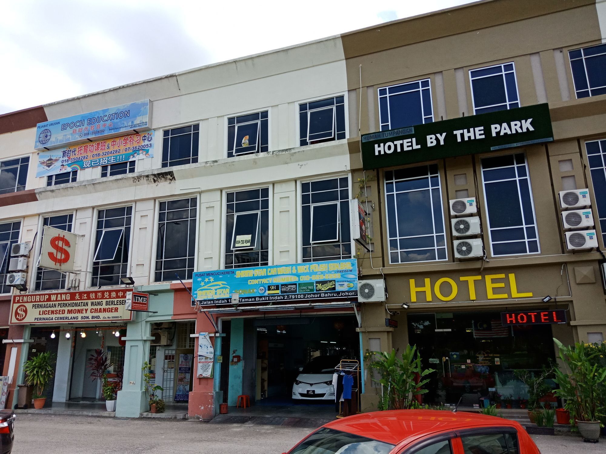 Oyo 90231 Hotel By The Park Plt Johor Bahru Eksteriør bilde